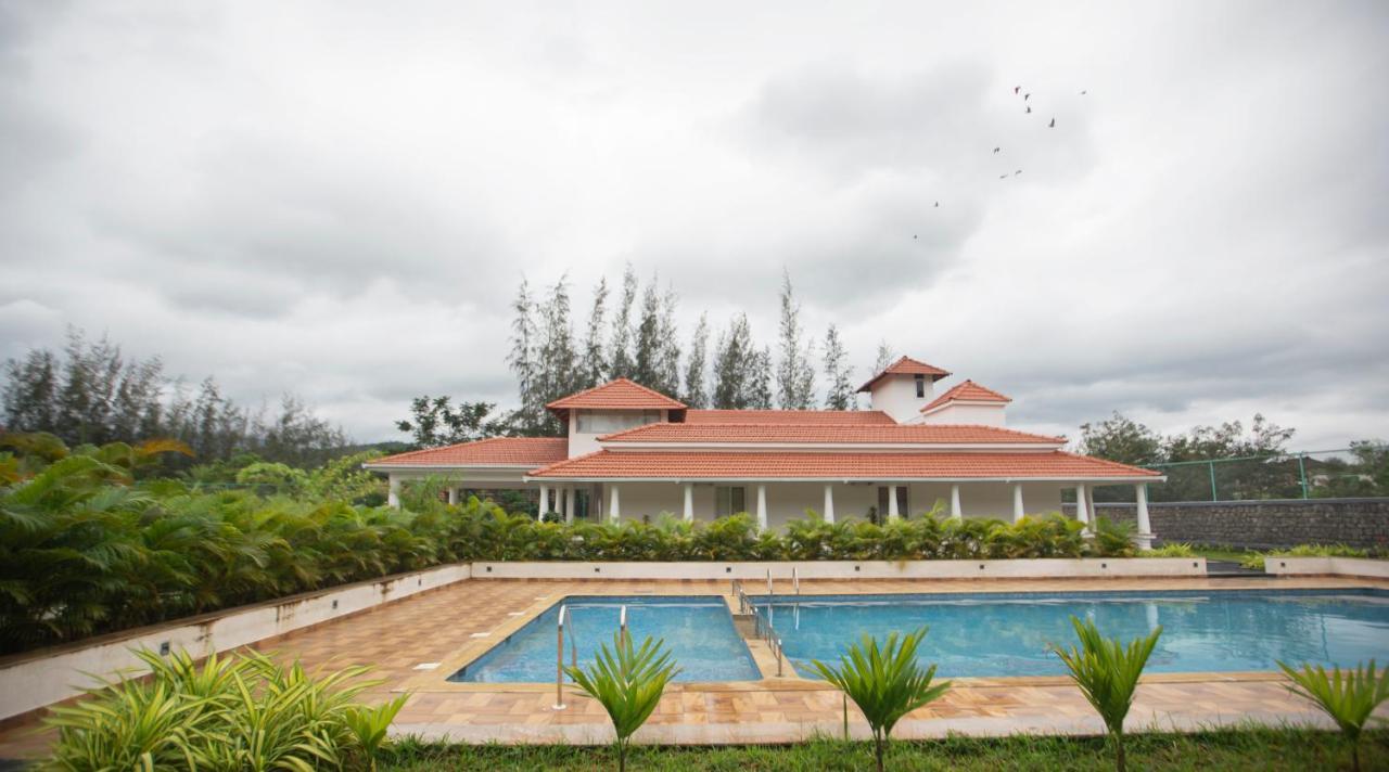 Sr Jungle Resort Coimbatore Exterior photo