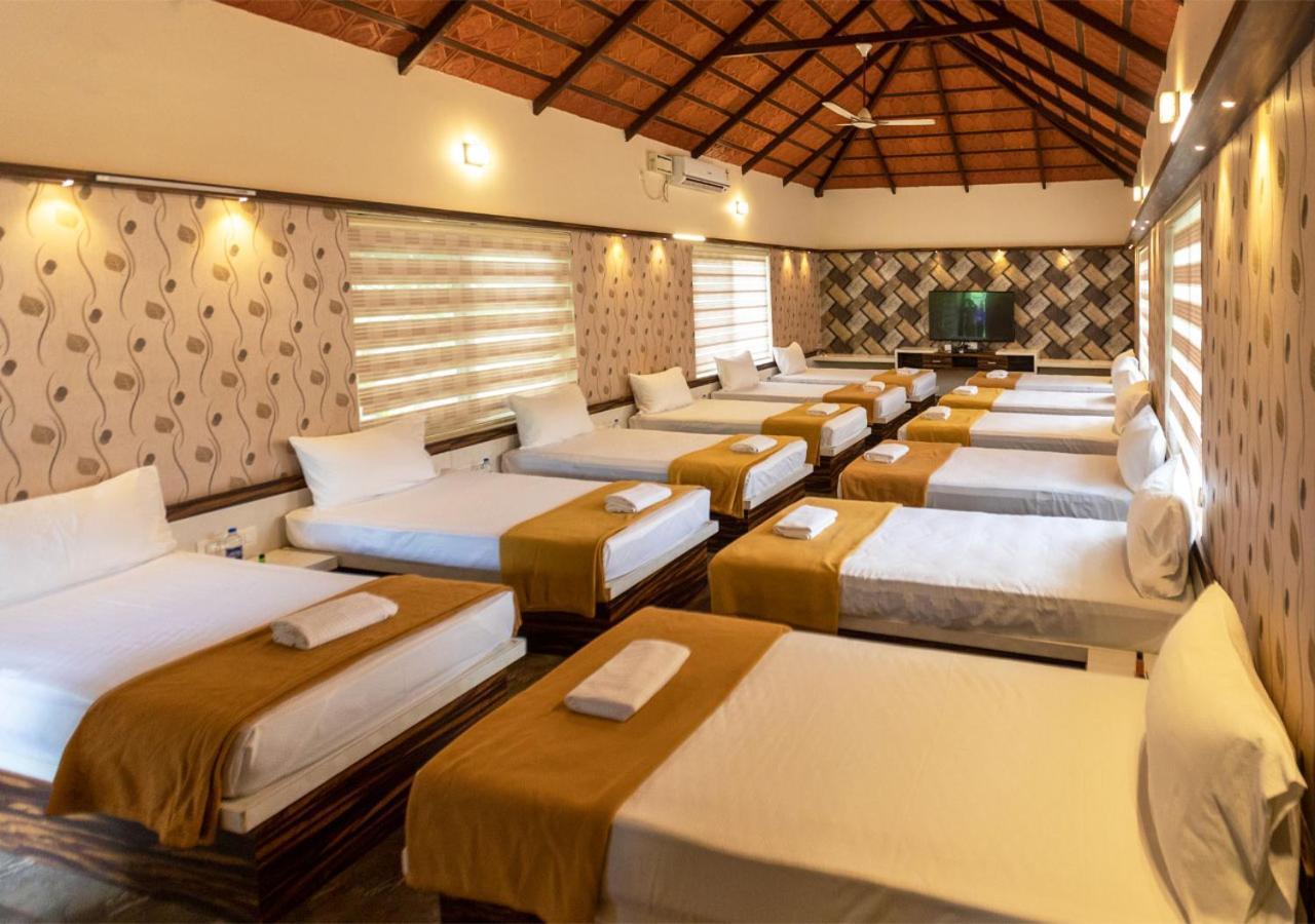 Sr Jungle Resort Coimbatore Exterior photo