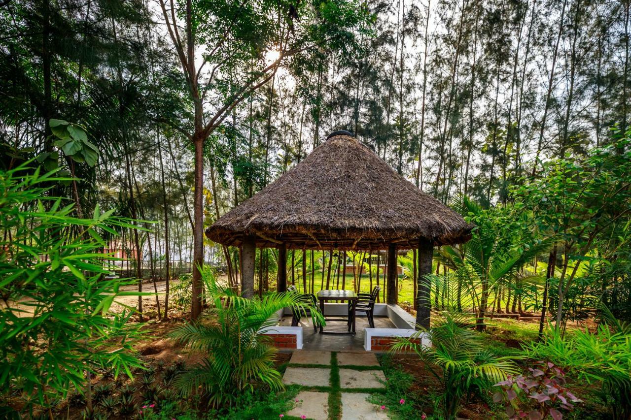 Sr Jungle Resort Coimbatore Exterior photo