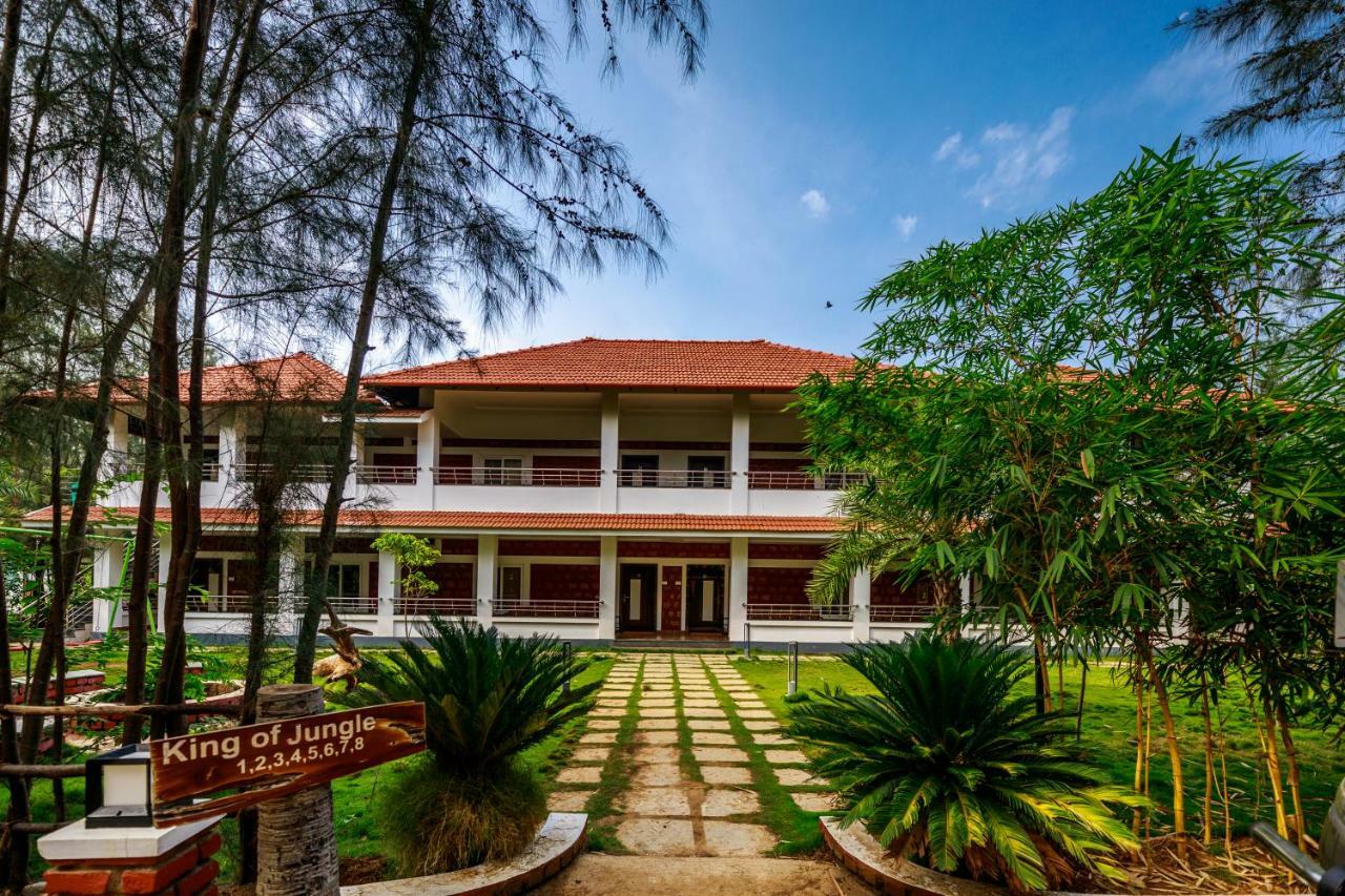 Sr Jungle Resort Coimbatore Exterior photo